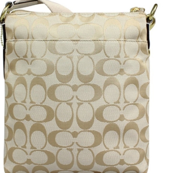 Coach Beige and Cream Crossbody Bag - Picture 12 of 16